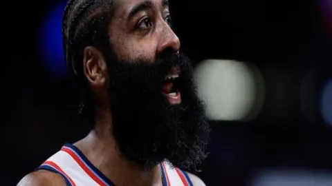 上海F1引擎轰鸣：城市经济新引擎助力超级赛事发展